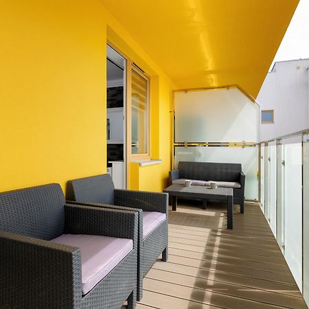 Jantar Apartamenty - Miodowy Dom City Center Колобжег Экстерьер фото