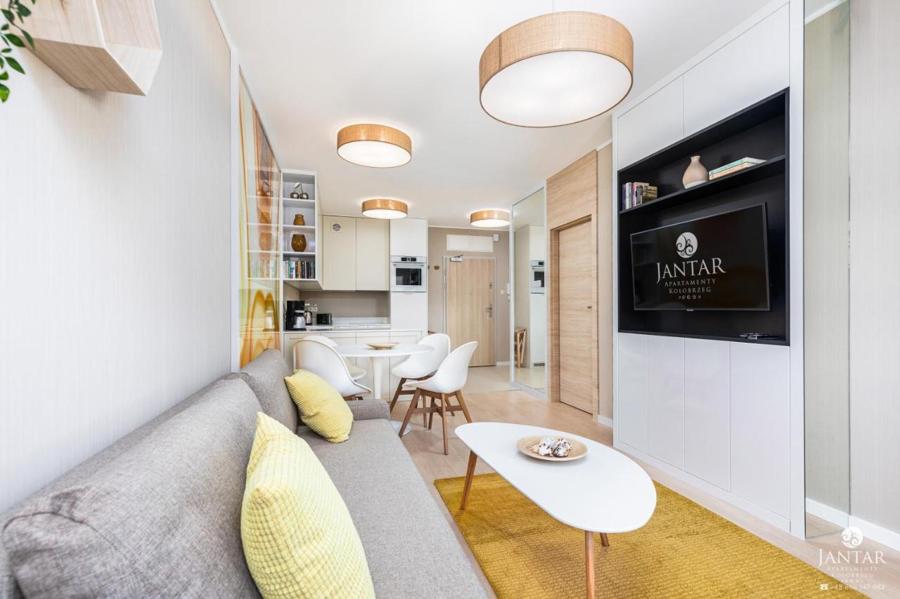 Jantar Apartamenty - Miodowy Dom City Center Колобжег Экстерьер фото